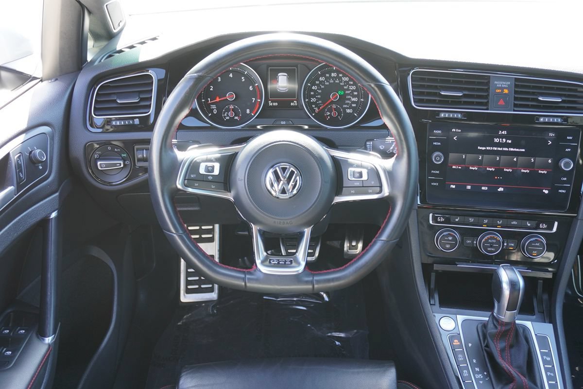 Used 2019 Volkswagen GTI SE FWD image 23