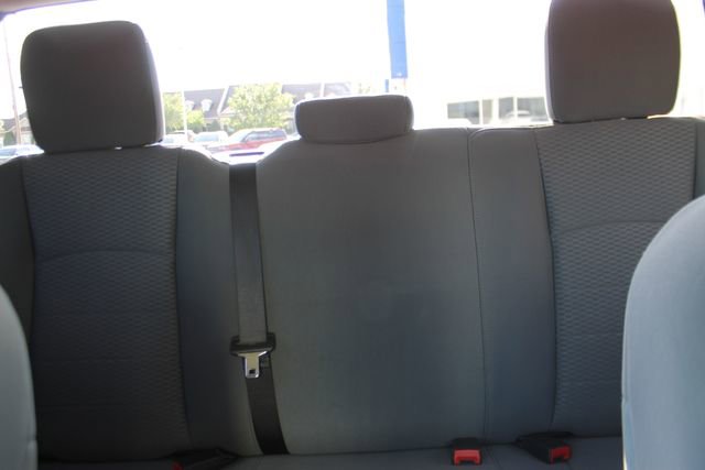 Used 2017 RAM 1500 Express AWD/4WD image 25