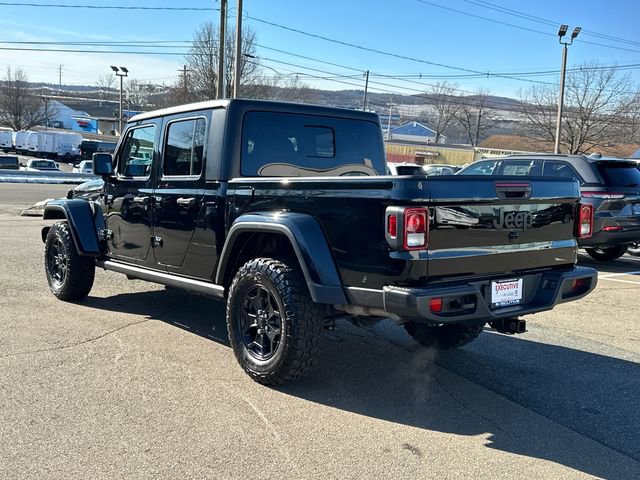 Used 2022 Jeep Gladiator Willys image 2