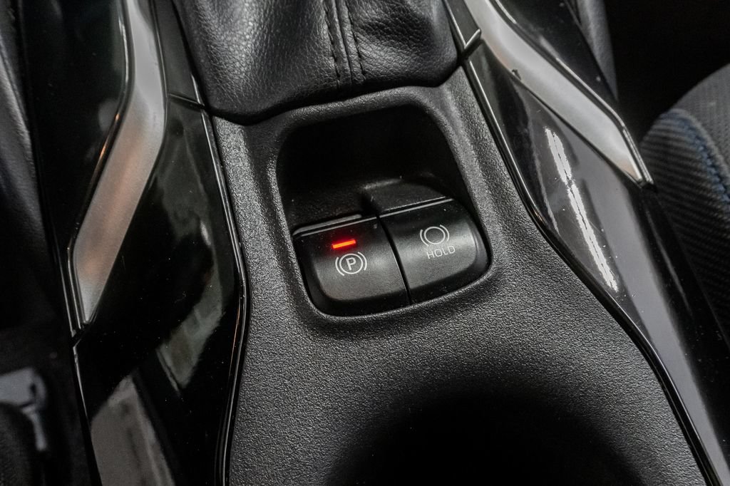 Used 2020 Toyota Corolla SE w/ SE Premium Package FWD image 20