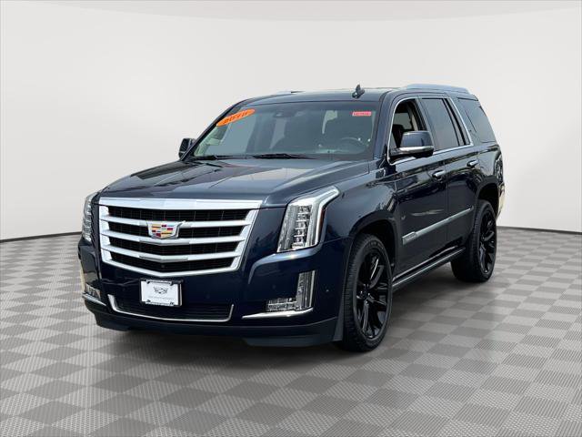 Used 2018 Cadillac Escalade Premium Luxury AWD/4WD image 3