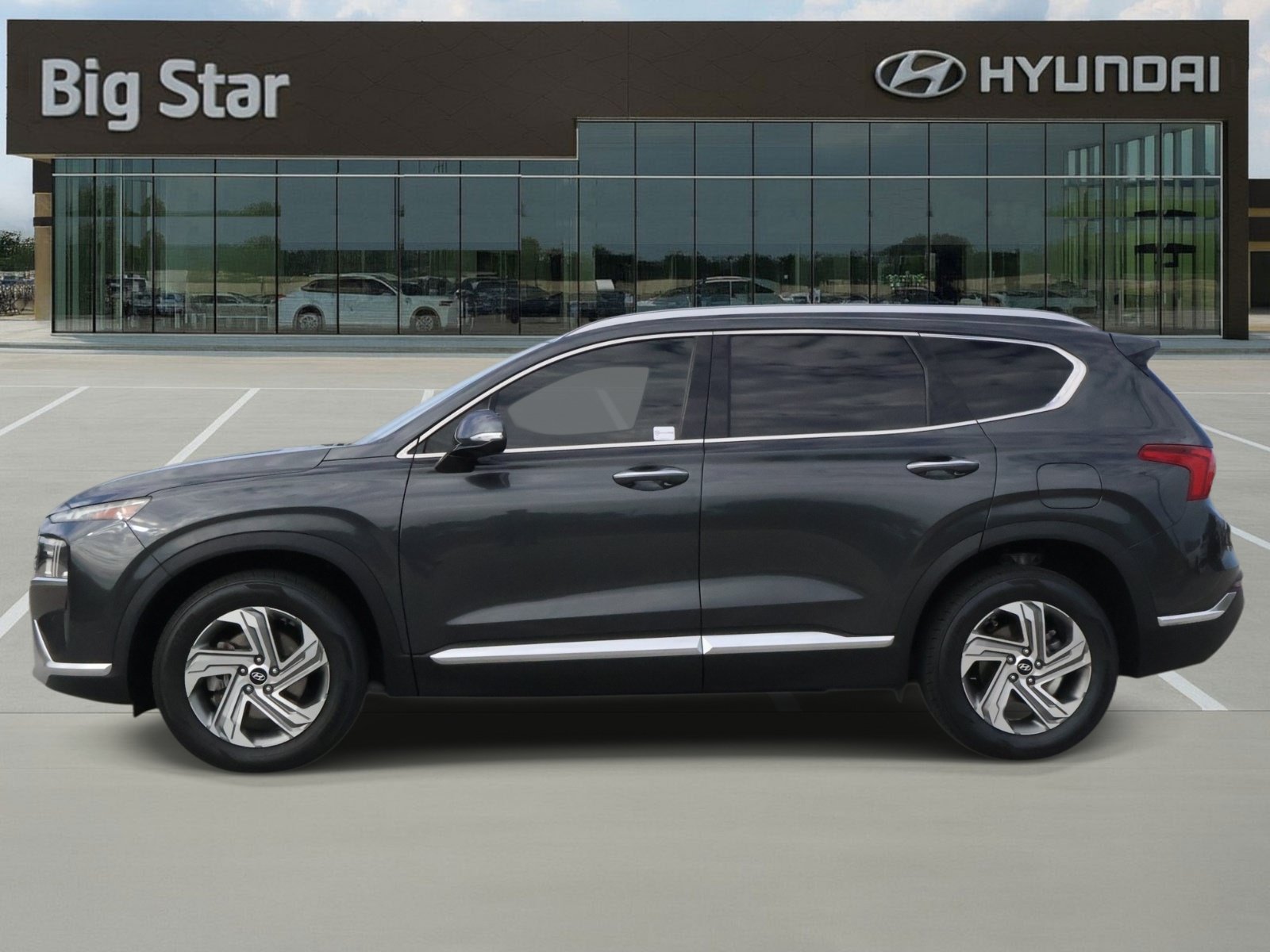 Used 2023 Hyundai Santa Fe SEL w/ Premium Package FWD image 2