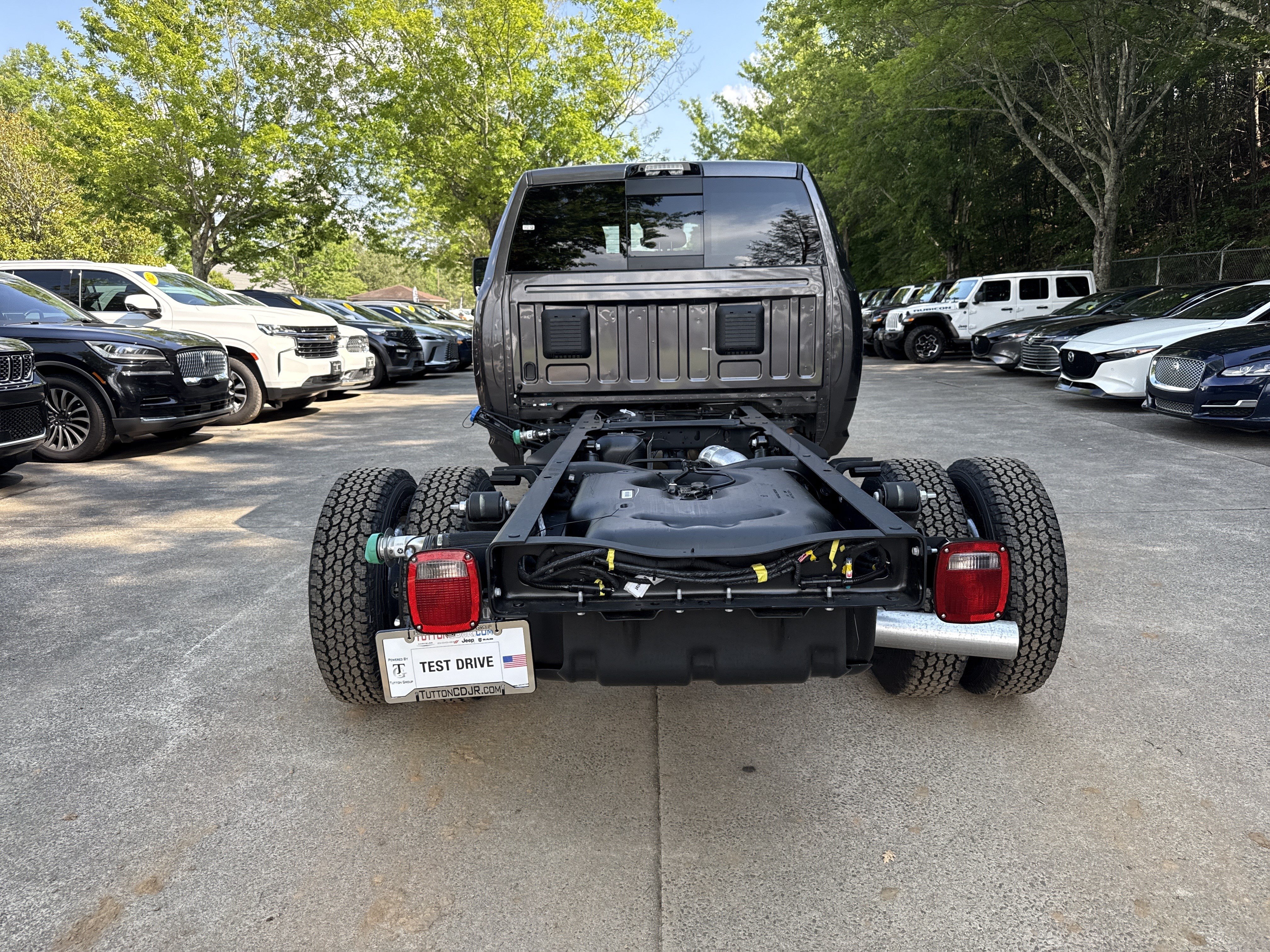 New 2026 RAM 3500 Big Horn w/ Laramie Trim Package AWD/4WD image 6