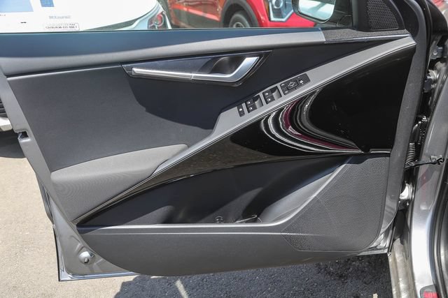 New 2026 Kia Niro Wind FWD image 21