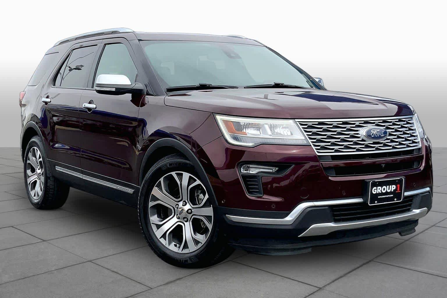 Used 2018 Ford Explorer Platinum AWD/4WD image 3