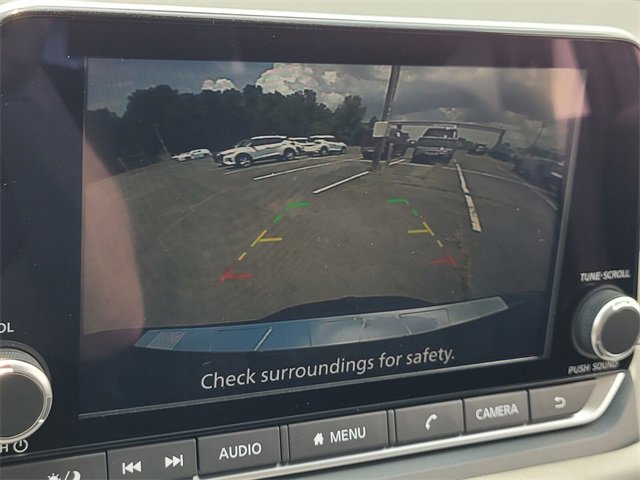 New 2025 Nissan Rogue SV image 13