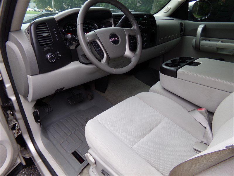 Used 2008 GMC Sierra 1500 SLE w/ Power Pack Plus RWD image 13