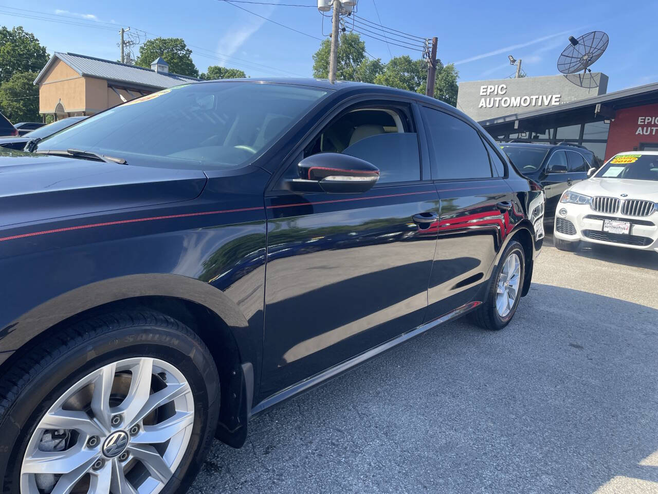 Used 2018 Volkswagen Passat 2.0T S FWD image 8