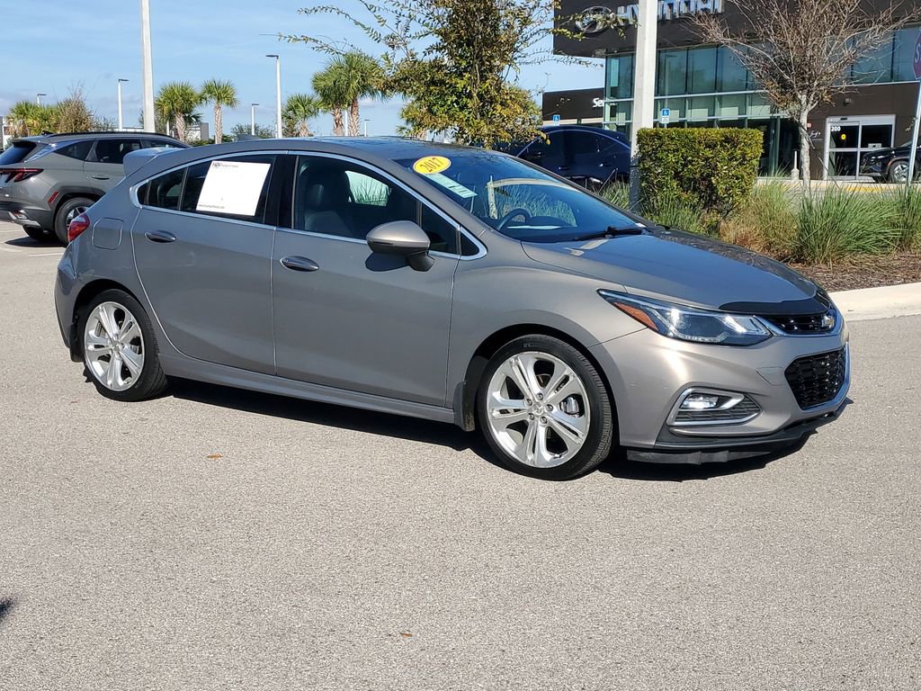 Used 2017 Chevrolet Cruze Premier image 4
