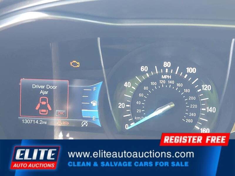 Used 2017 Ford Fusion SE w/ Fusion SE Technology Package image 13