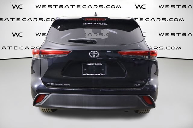 Used 2022 Toyota Highlander XLE FWD image 45