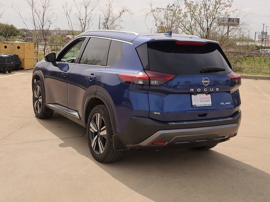 Used 2023 Nissan Rogue SL w/ SL Premium Package AWD/4WD image 2