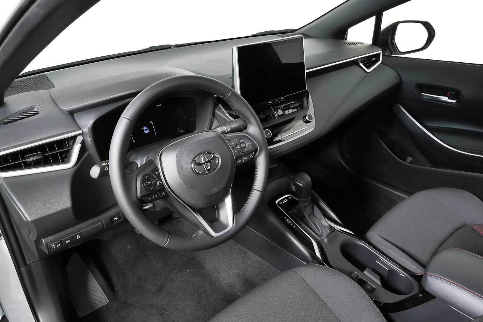 Used 2025 Toyota Corolla SE w/ SE Premium Package AWD/4WD image 7