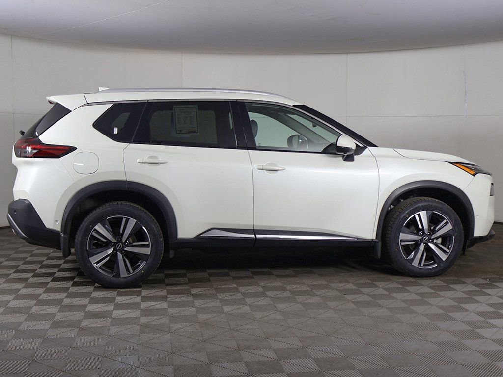 Used 2023 Nissan Rogue SL w/ SL Premium Package image 19