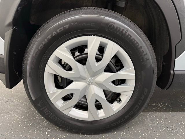 Certified 2023 Toyota Corolla Cross L AWD/4WD image 21