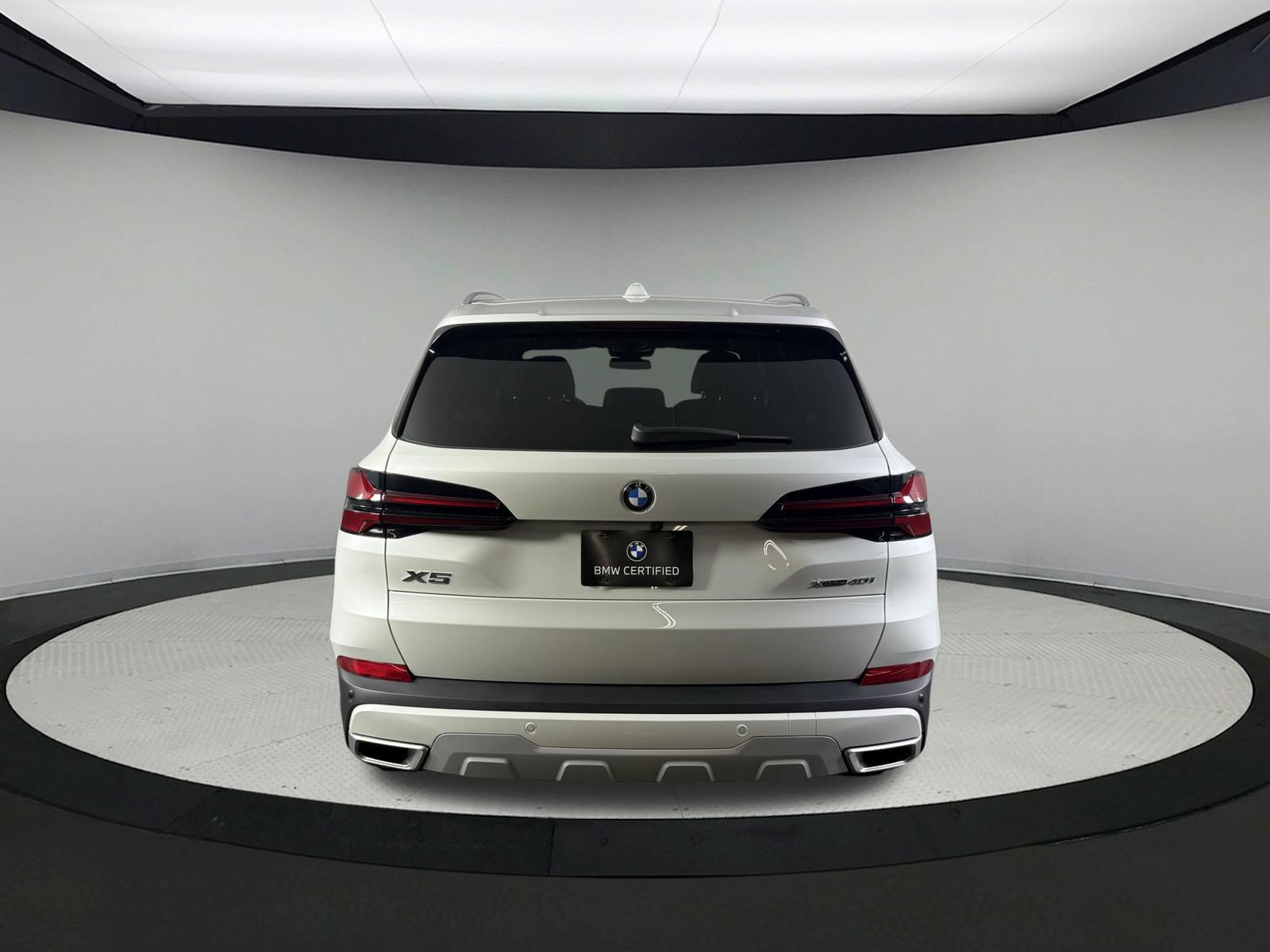 Certified 2025 BMW X5 xDrive40i AWD/4WD image 5