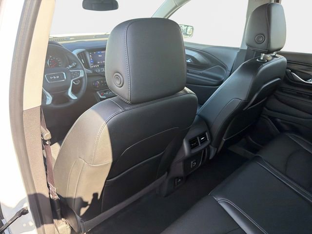 Used 2023 GMC Terrain SLT AWD/4WD image 13