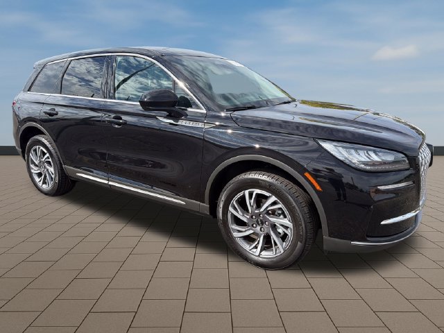 Certified 2025 Lincoln Corsair FWD image 10