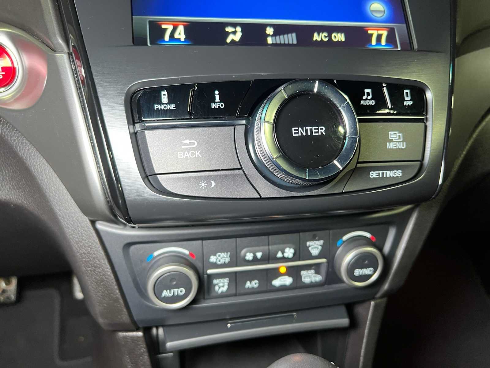 Used 2016 Acura ILX FWD image 35