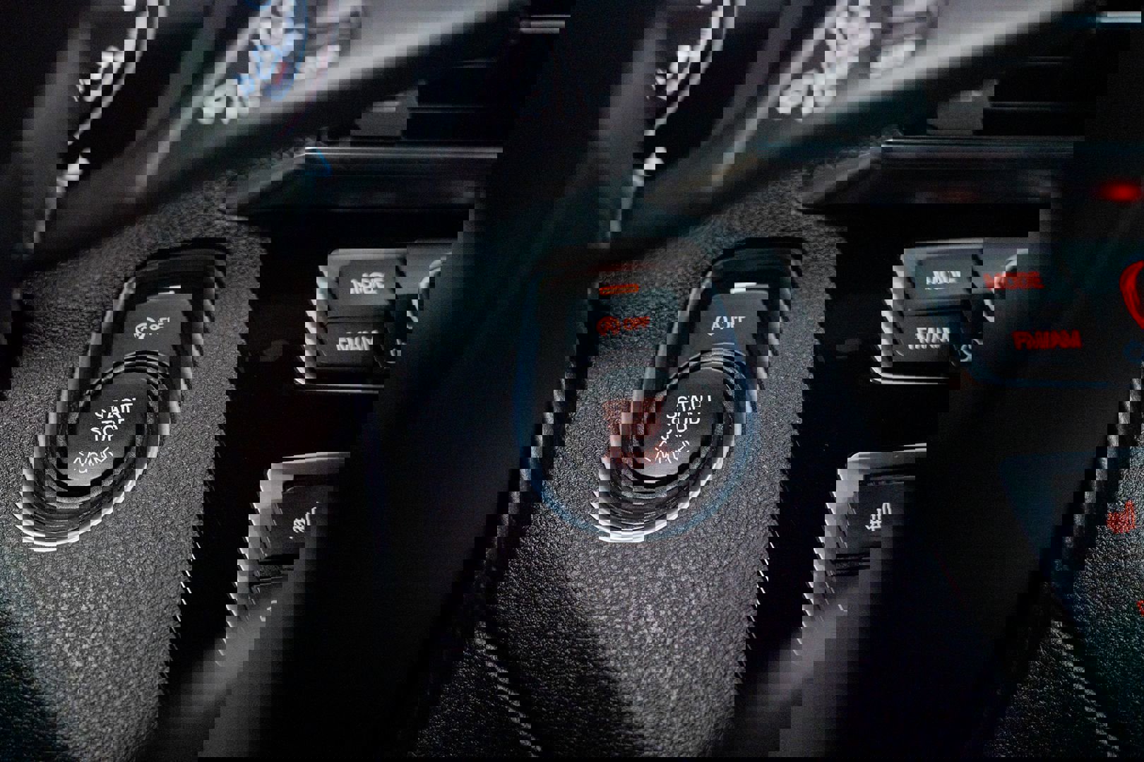 Used 2018 BMW M2 image 44