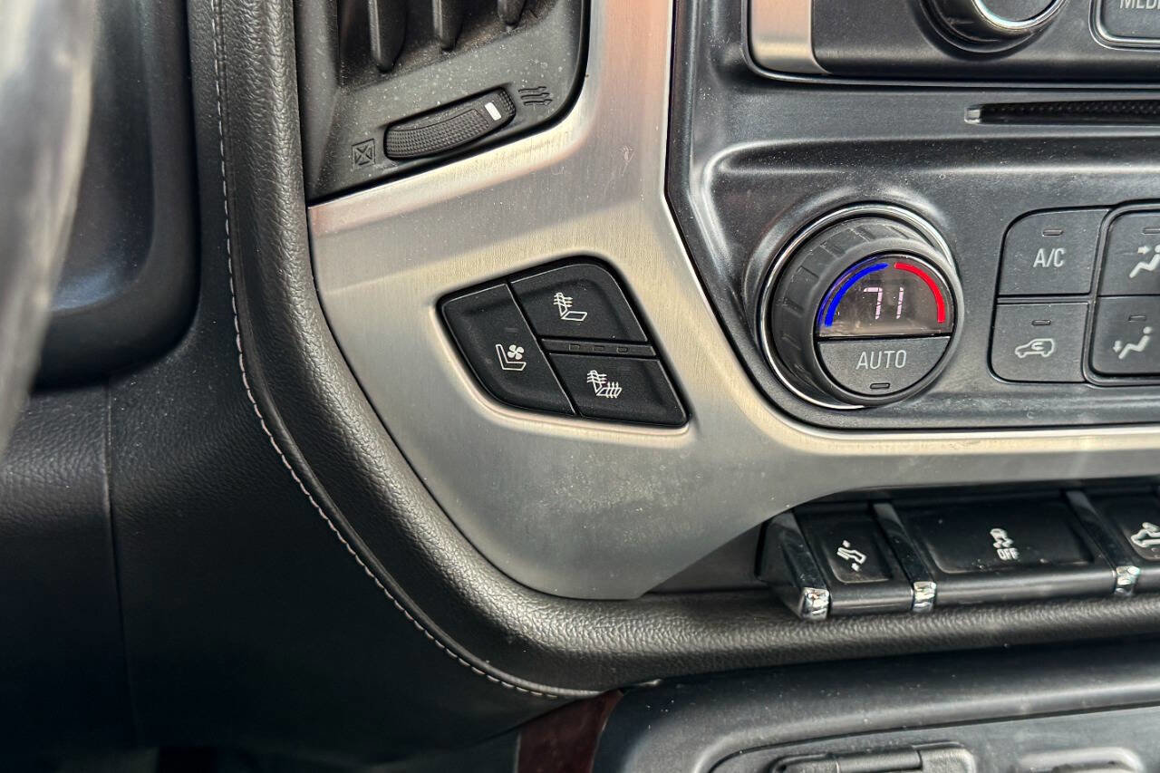 Used 2019 GMC Sierra 2500 SLT w/ Duramax Plus Package AWD/4WD image 37