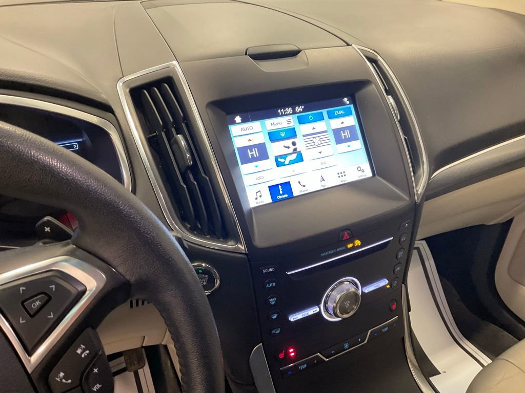 Used 2019 Ford Edge Titanium video 2