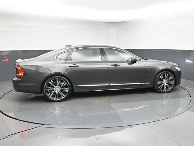 Used 2023 Volvo S90 B6 Ultimate w/ Protection Package Premier AWD/4WD image 9