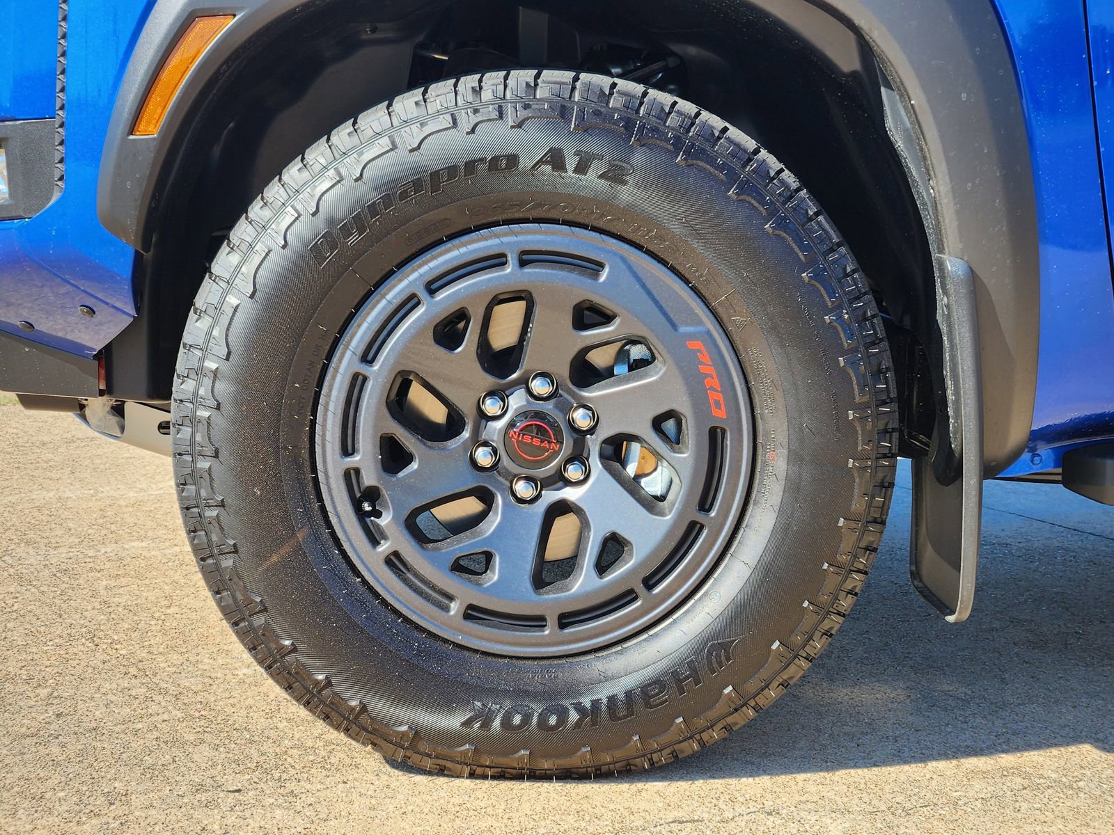 New 2026 Nissan Frontier PRO-4X w/ Pro-4x Convenience Package image 11