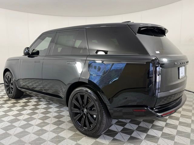 New 2025 Land Rover Range Rover SE image 4