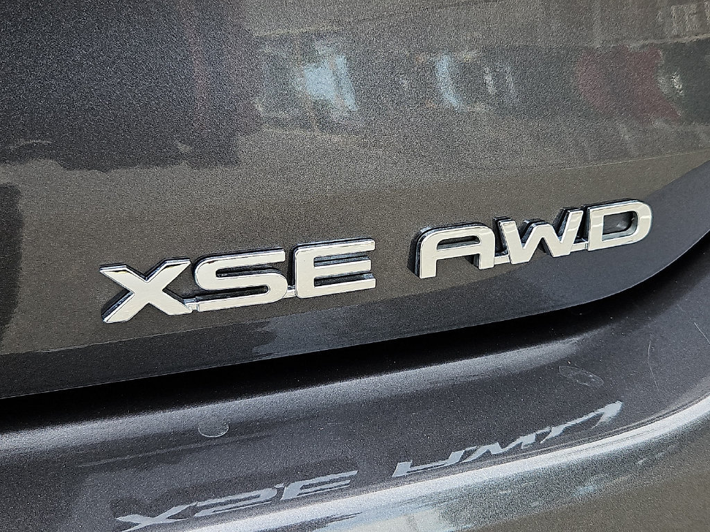 Used 2023 Toyota Highlander XSE AWD/4WD image 33