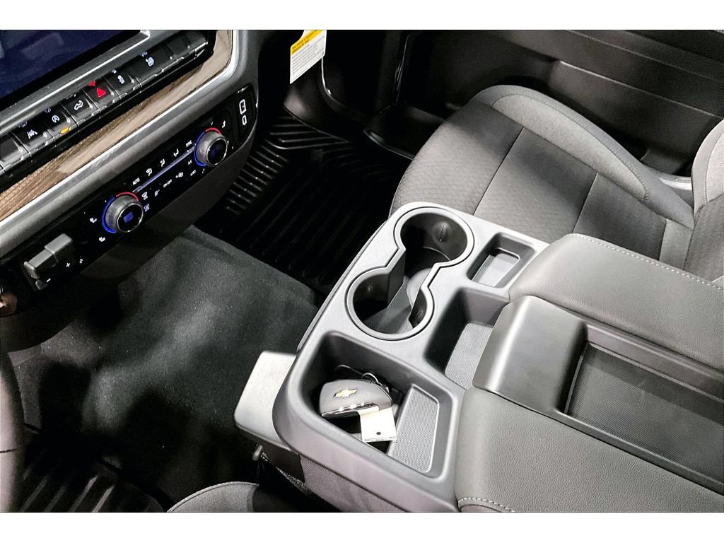 New 2026 Chevrolet Silverado 1500 LT AWD/4WD image 9
