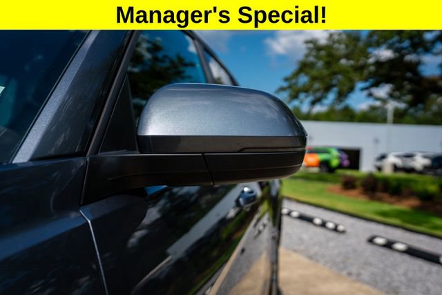 Used 2021 Volkswagen Atlas SE w/ Towing Package image 16