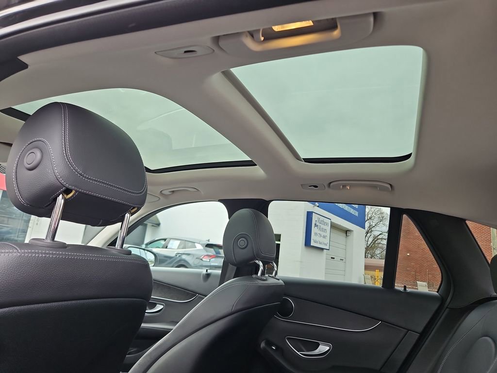 Used 2021 Mercedes-Benz GLC 300 4MATIC image 22