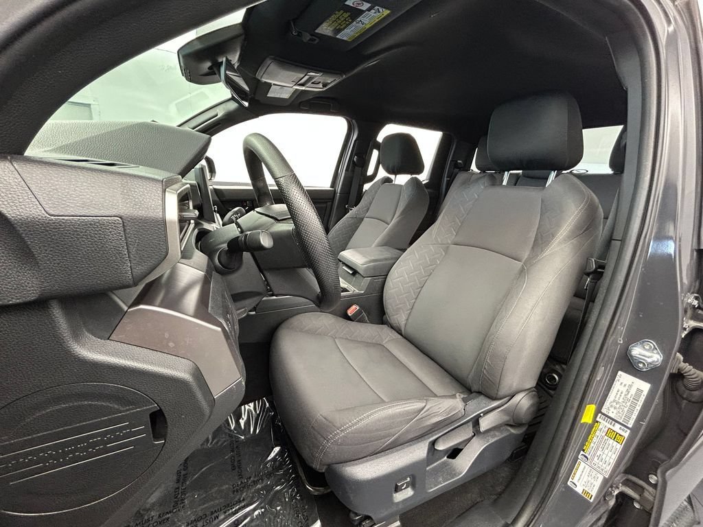 Used 2025 Toyota Tacoma SR5 RWD image 10