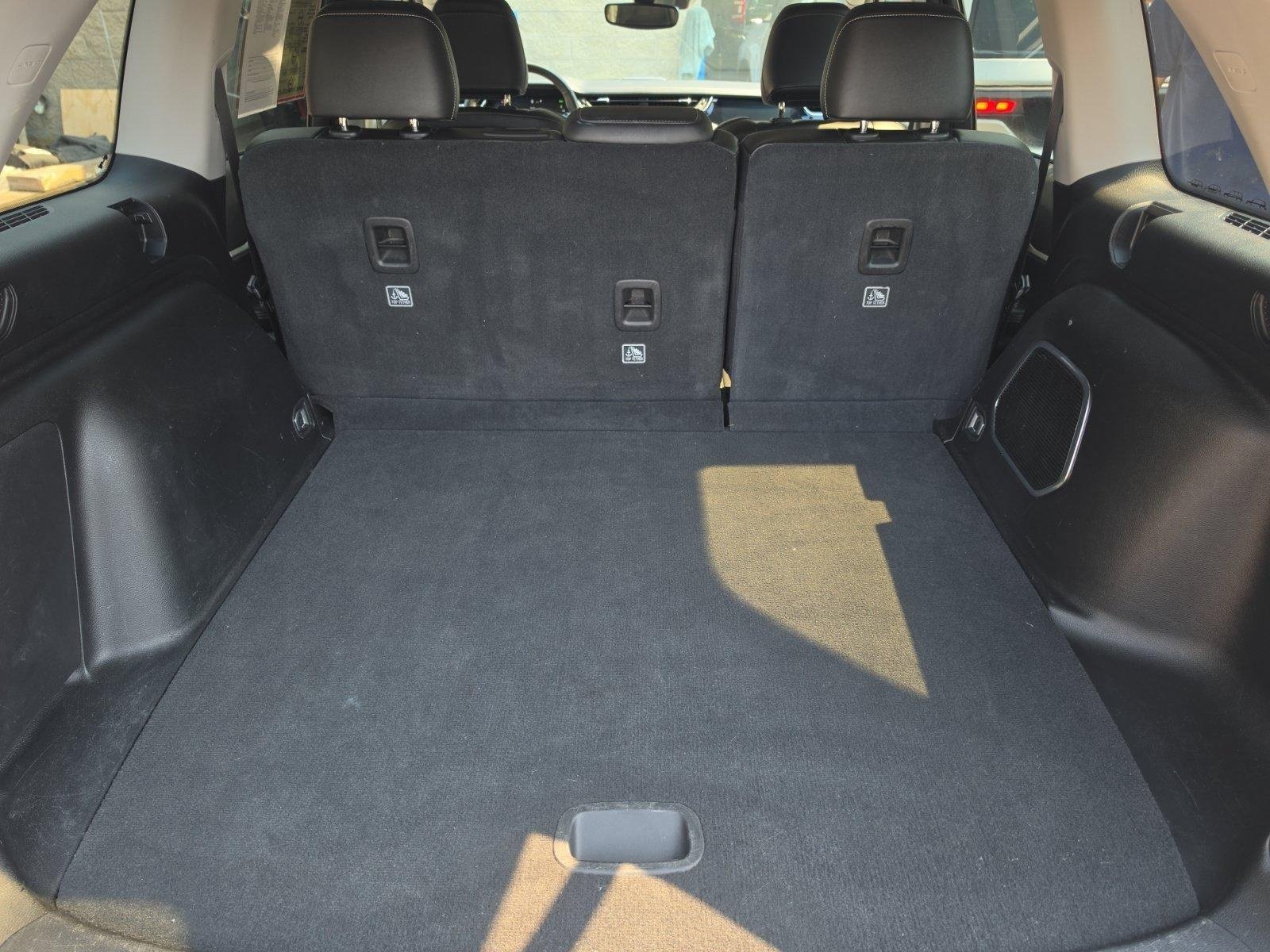 Used 2023 Jeep Grand Cherokee 4WD 4xe image 29