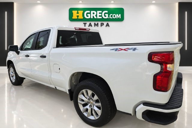 Used 2024 Chevrolet Silverado 1500 Custom AWD/4WD image 2