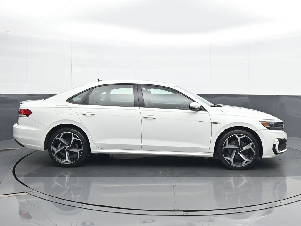 Used 2020 Volkswagen Passat 2.0T R-Line image 7