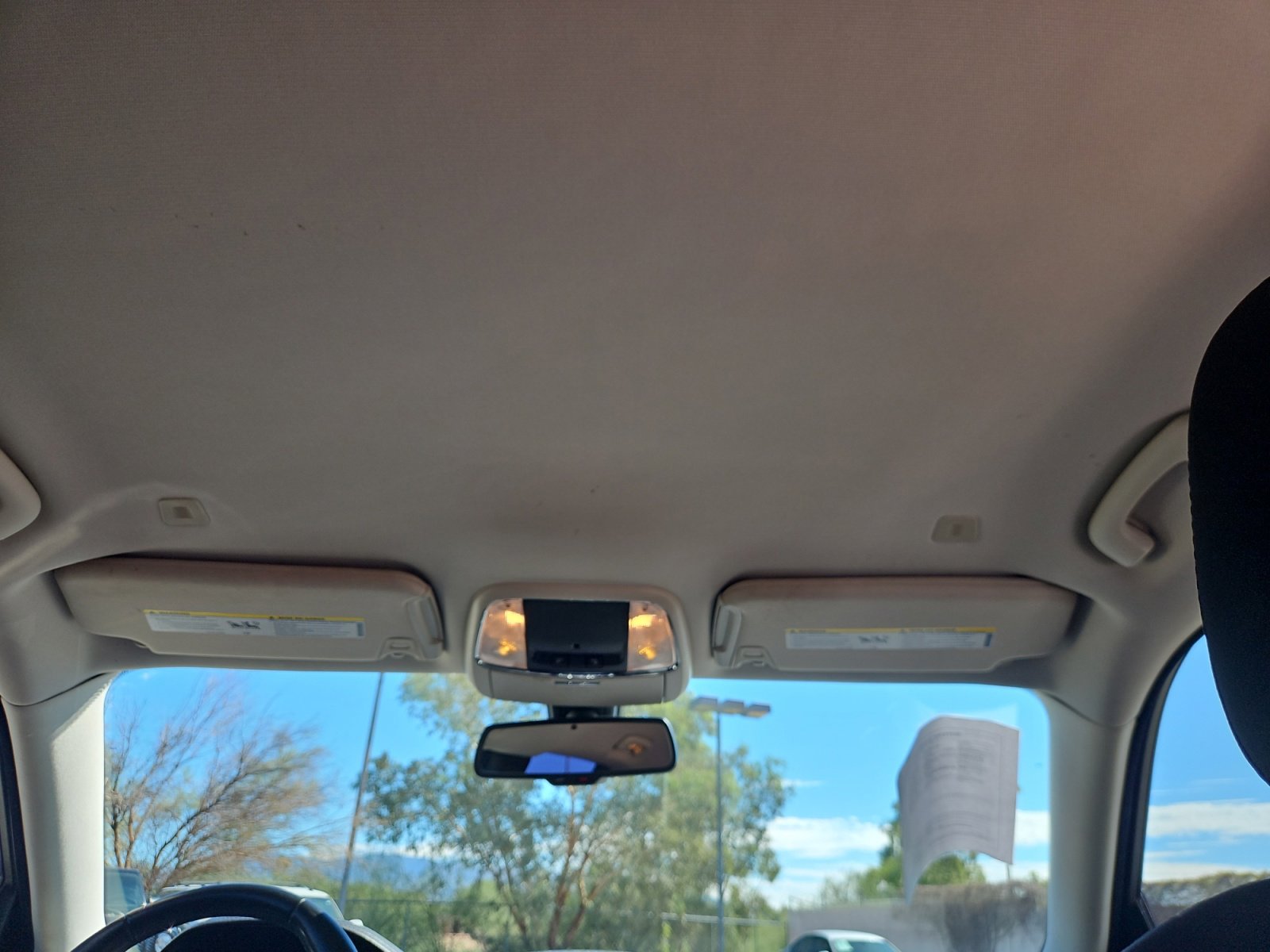 Used 2022 Chrysler 300 Touring w/ Sport Appearance Package image 33