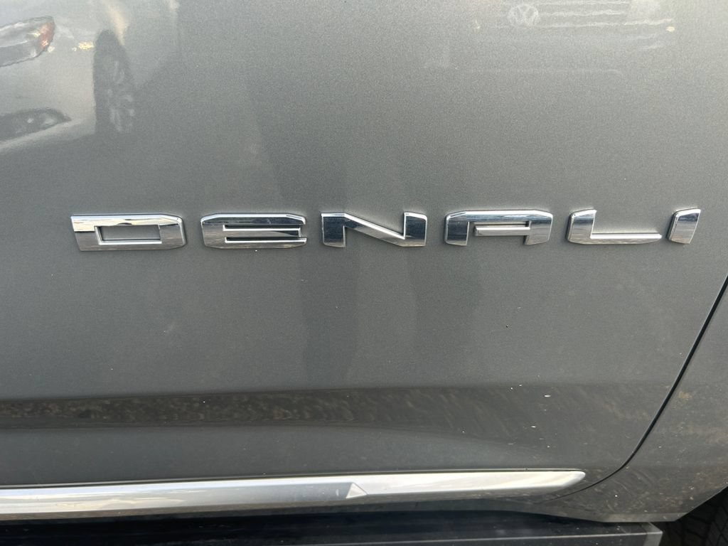 Used 2026 GMC Yukon XL Denali w/ Sun & Power Step Package AWD/4WD image 31
