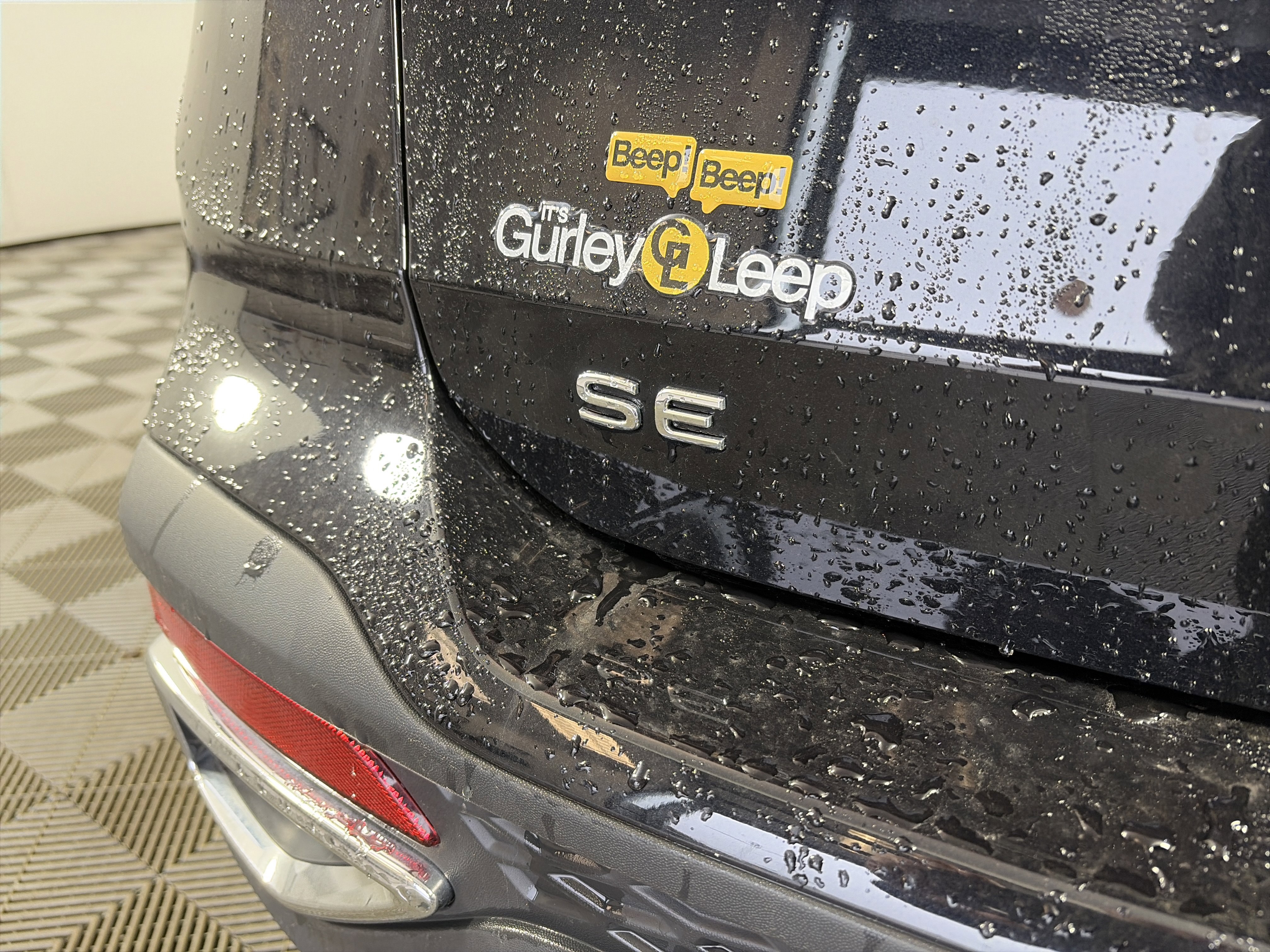 Used 2024 Volkswagen Taos SE w/ Panoramic Sunroof Package image 15