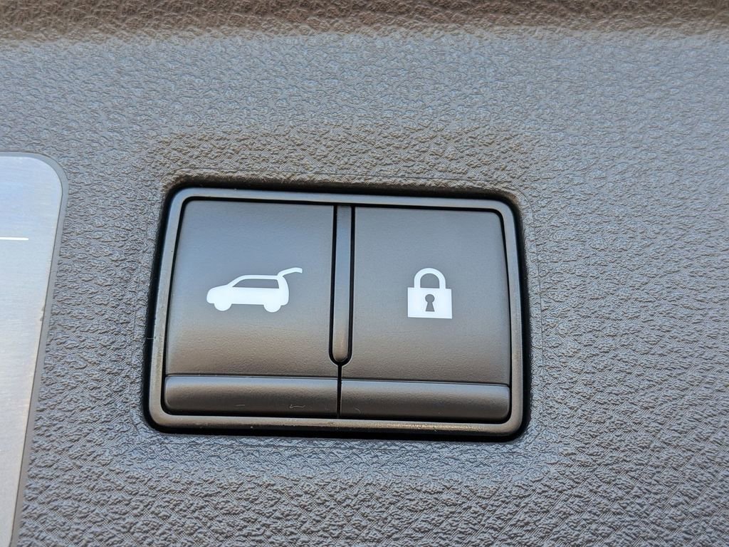 Used 2025 INFINITI QX50 Pure image 22