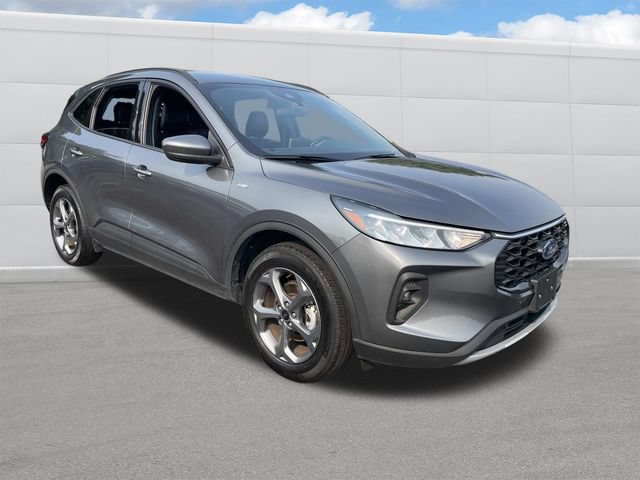 Used 2025 Ford Escape ST-Line Select AWD/4WD image 12