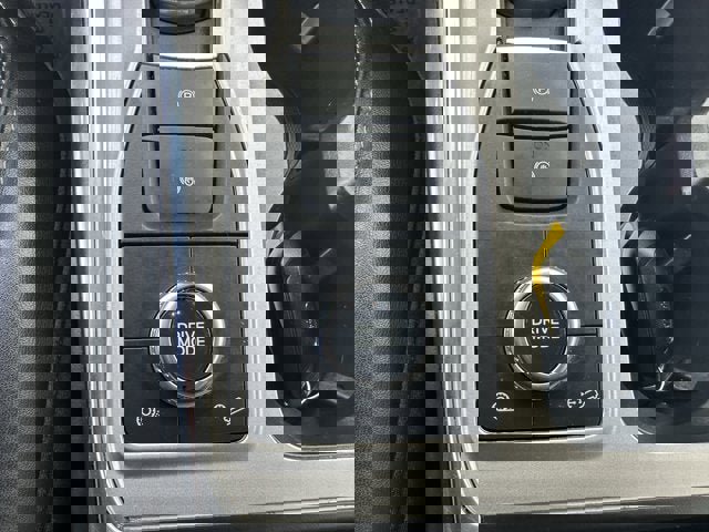 Used 2022 Ford Explorer XLT w/ Equipment Group 202A image 19