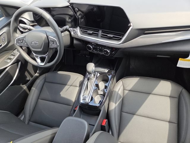 New 2026 Chevrolet Trax ACTIV w/ Sunroof Package FWD image 21
