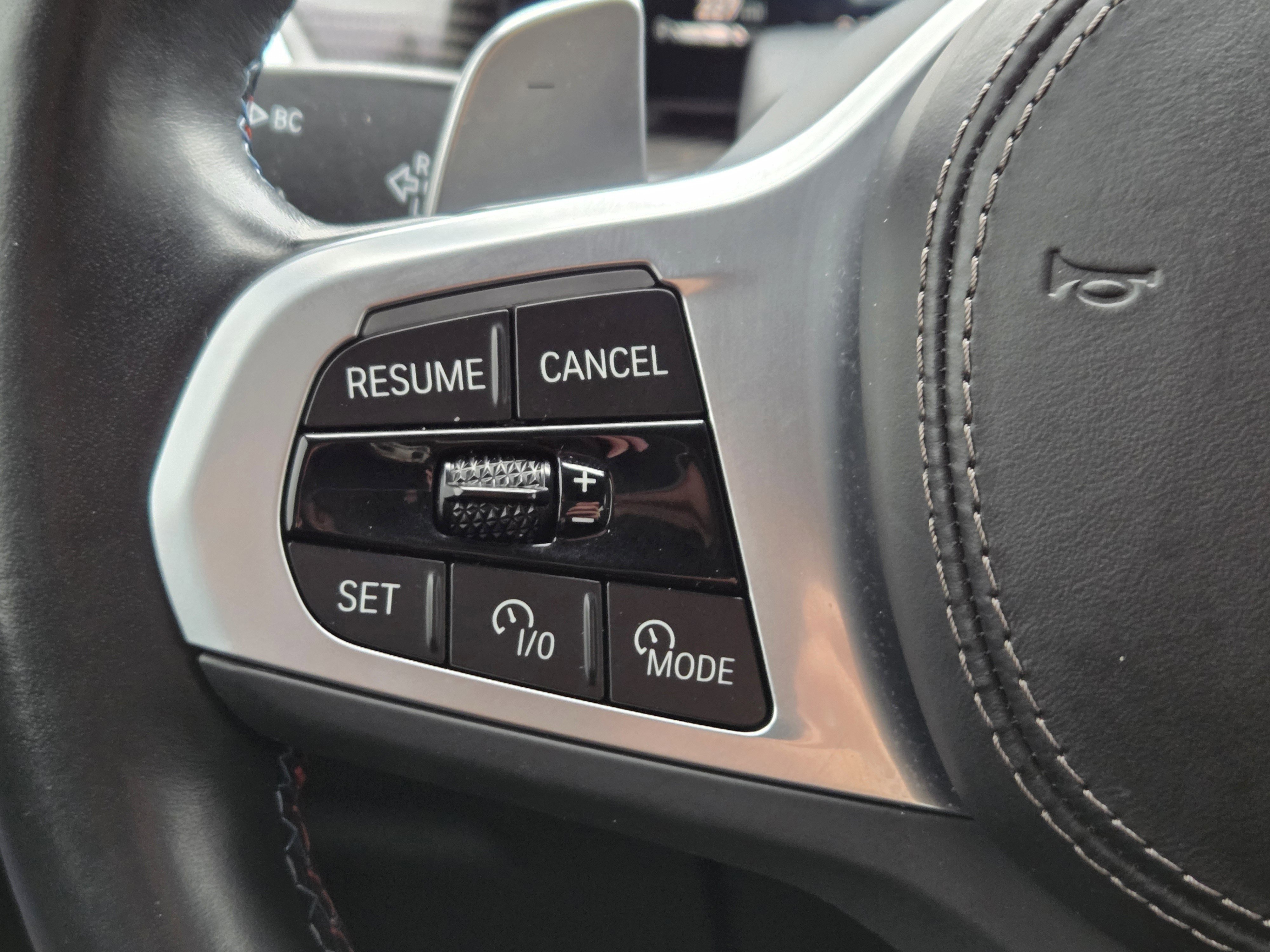 Used 2023 BMW X7 M60i w/ Executive Package image 16