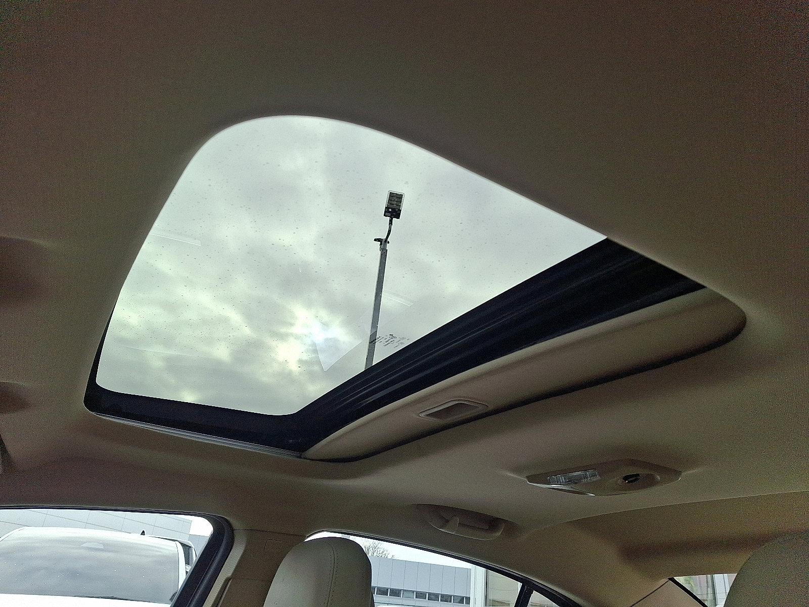 Used 2013 Chrysler 200 Limited w/ Sun/Sound Group image 14