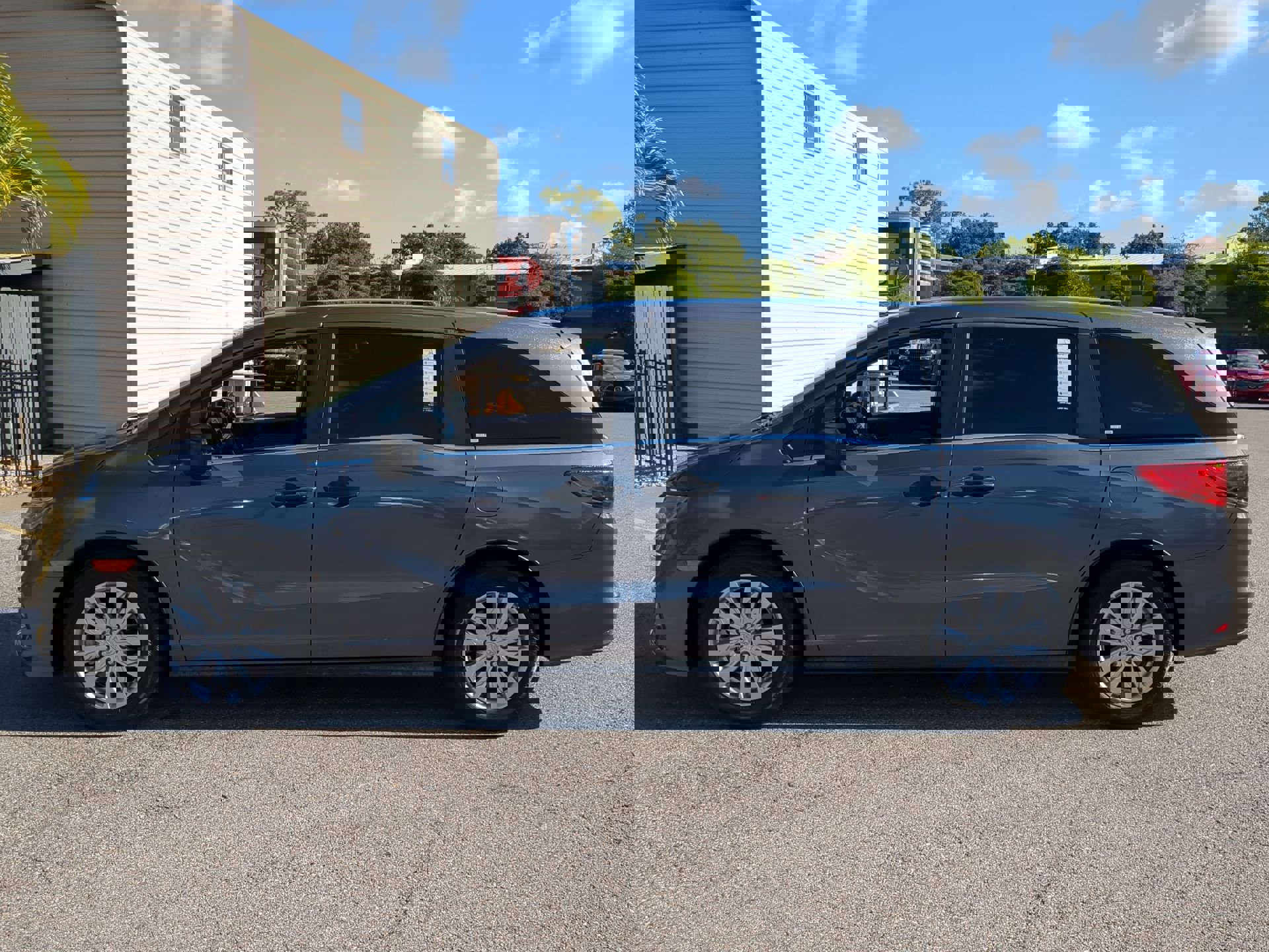 Used 2019 Honda Odyssey LX image 9