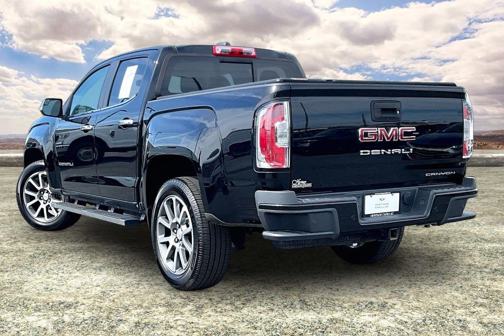 Used 2021 GMC Canyon Denali image 4