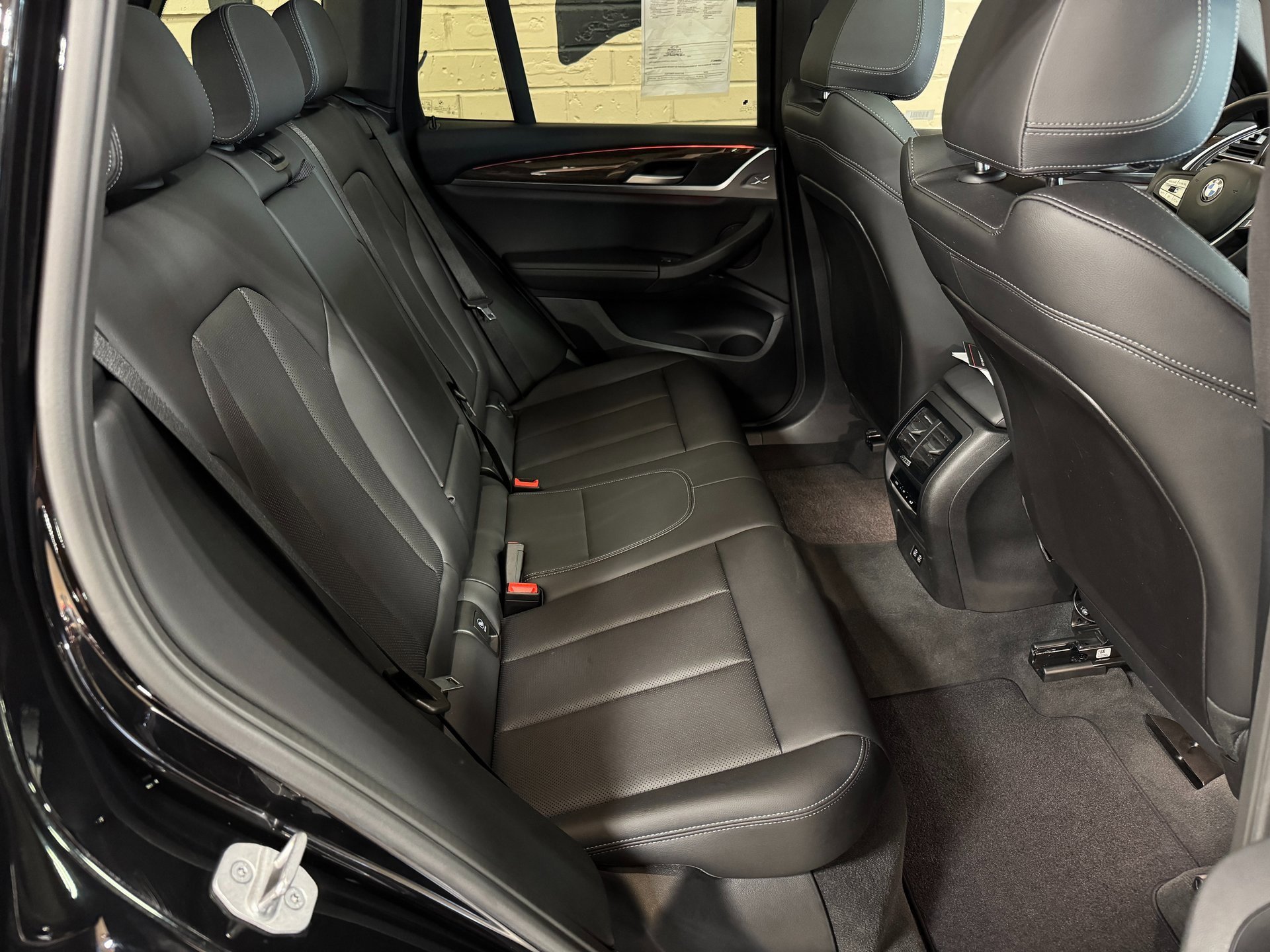 Used 2024 BMW X3 xDrive30i image 15