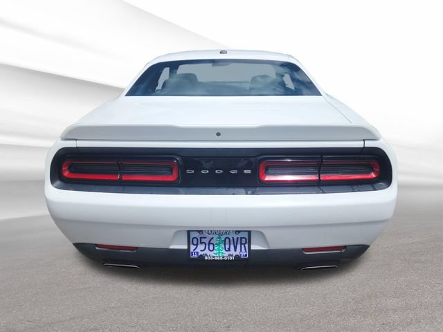 Used 2020 Dodge Challenger SXT RWD image 9